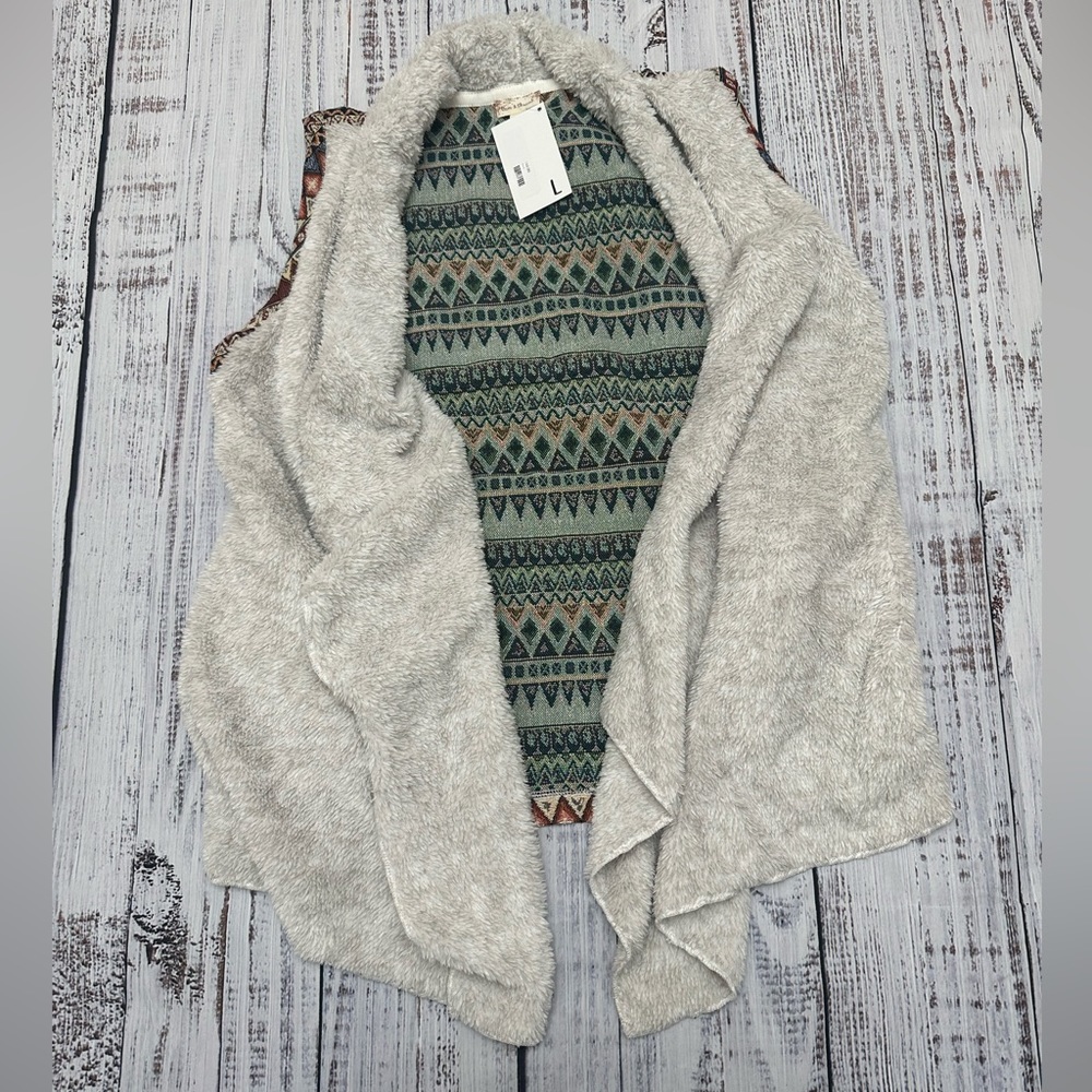NWT | Tribal Print Sherpa Collared Vest | Womens | Large